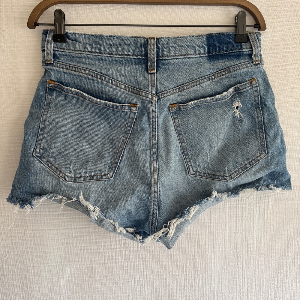 Abercrombie & Fitch Curve Love High Rise Denim Mom Short Women Size 30 - Picture 10 of 14